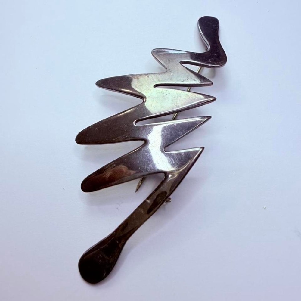 STERLING BROOCH